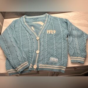 Taylor Swift Blue Knit Cardigan with White Details